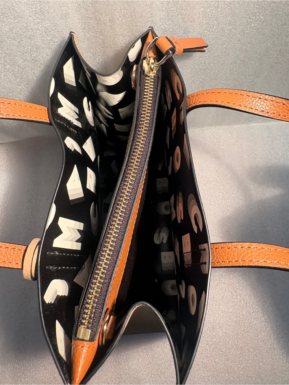 Marc Jacobs The Grind Mini Tote Colorblock Leather Crossbody Bag Black Tan Ivory - Picture 8 of 16